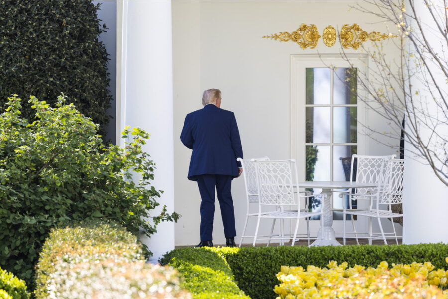 Il tycoon risponde ad una domanda sulla possibilità che Pechino mandi difese antiaeree