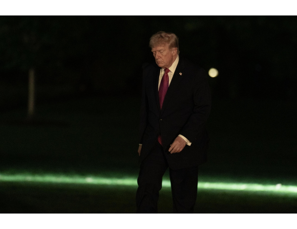 Trump: senza un accordo di pace il blocco dei porti iraniani resta