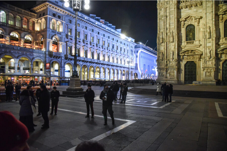 (V.: 'Turiste violentate in centro a Milano