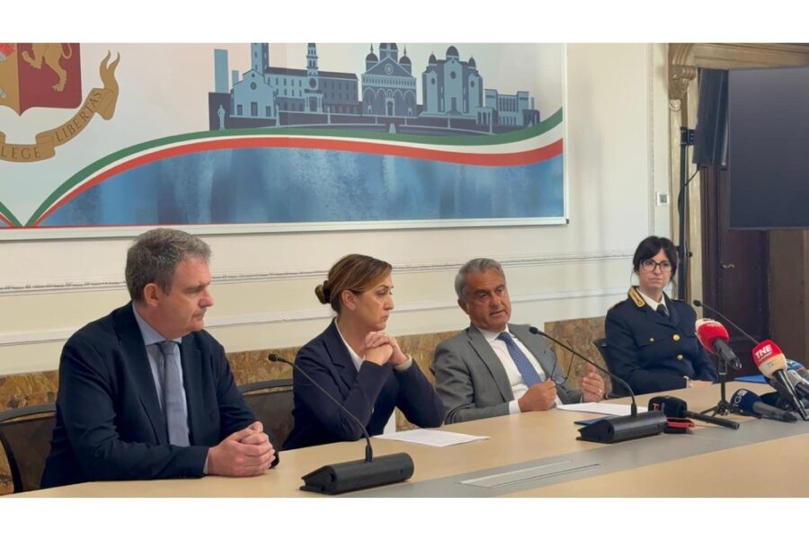 La vittima voleva usare il food truck come copertura per vendere droghe sintetiche