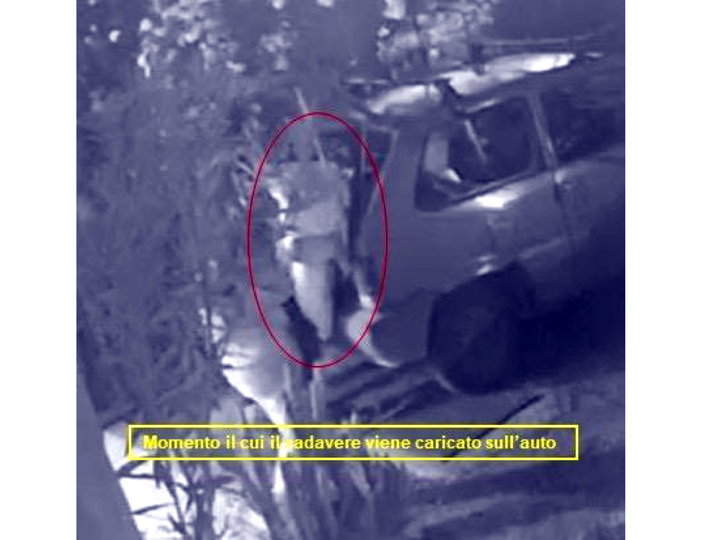 Ucciso e abbandonato nelle campagne, coppia resta in carcere