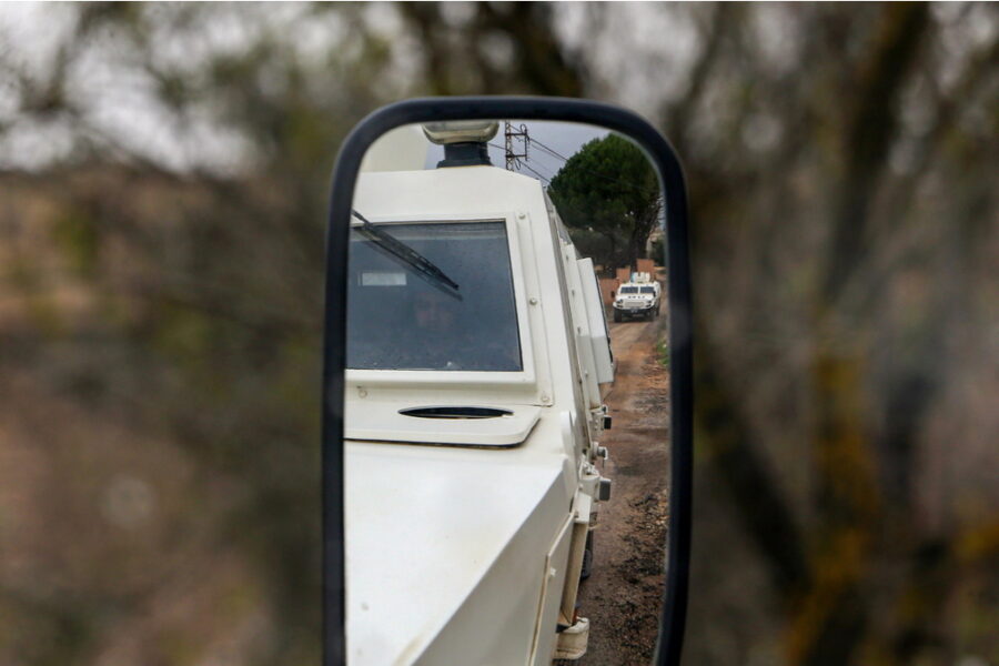 'Invito alle parti a deporre le armi e a lavorare seriamente per un cessate il fuoco'