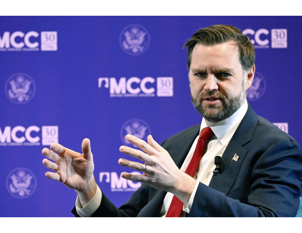 Vance, ‘con l’Iran raggiunta tregua fragile, ora negoziare in buona fede’