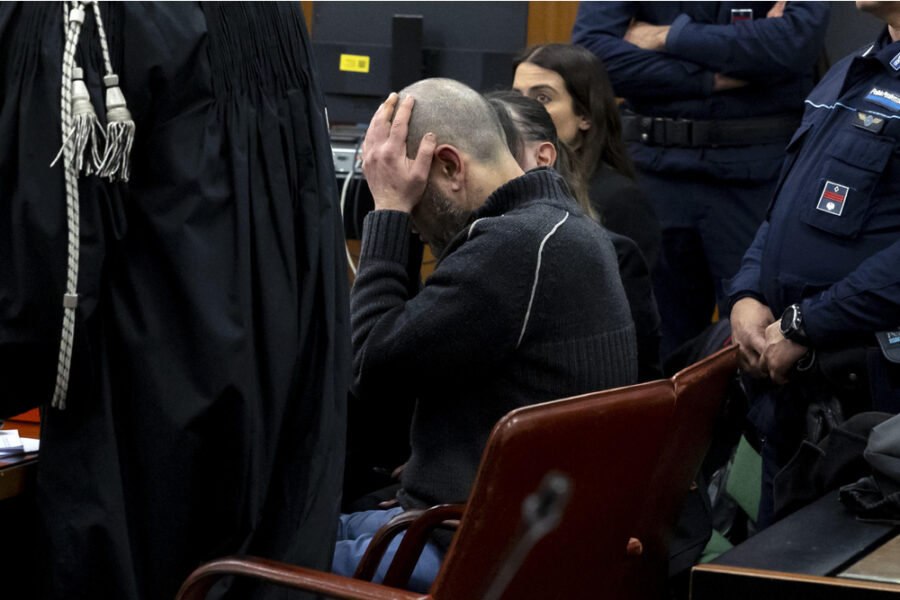 Giudici si riservano sull'incapacità temporanea. Bruzzone