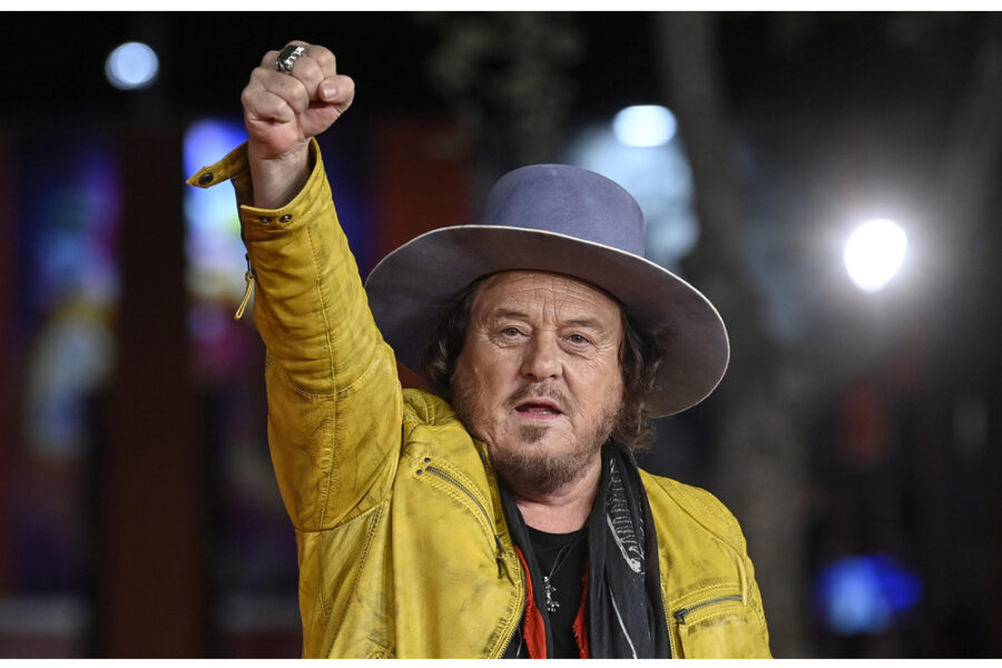 'I manager consigliano agli artisti di non esporsi