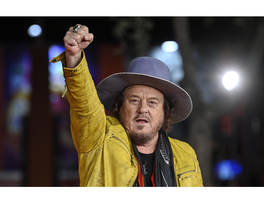 Zucchero, che tristezza la musica che non alza la voce contro le guerre