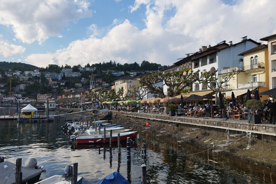 Ascona 1