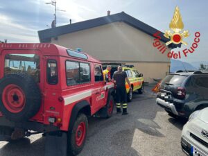 Turista inglese si rompe una caviglia durante un’escursione, soccorsa e portata in ospedale