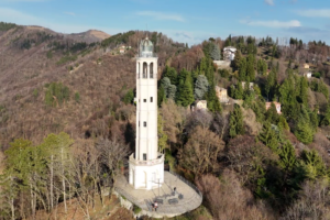 Faro Voltiano, botta e risposta sindaco-Regione. I consiglieri comaschi: “Situazione assurda creata dai suoi capricci”