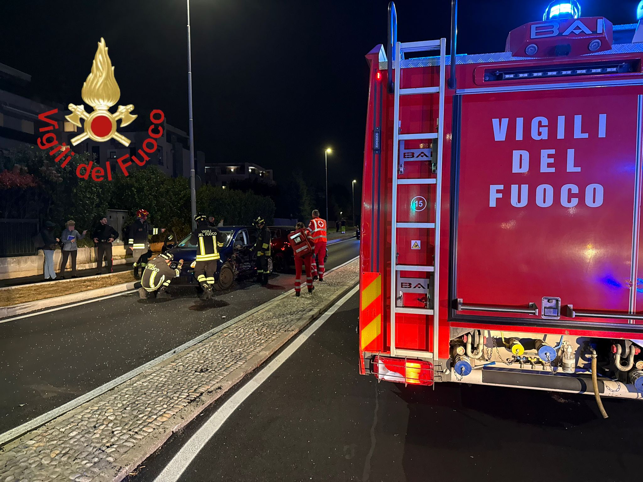 Mariano Comense, incidente in viale Lombardia, due feriti