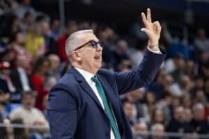 Cantù battuta a Bologna, nel prossimo turno il derby con Varese