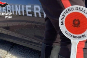 Villa Guardia, ladra di scarpe e abbigliamento arrestata dai carabinieri