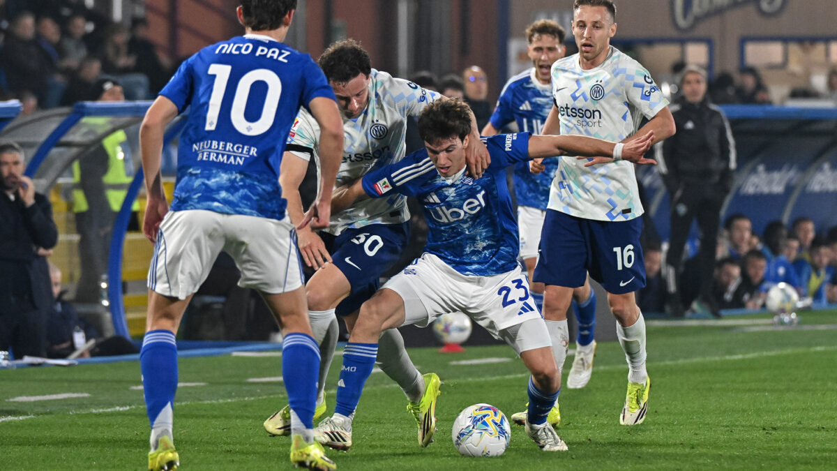 Il Como a +1 dalla Juventus, domenica match clou al Sinigaglia con l’Inter