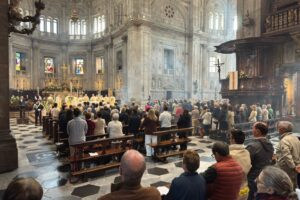 Il cardinale Cantoni nel giorno di Pasqua: “Chi ama davvero non tiene conto dei torti subiti”