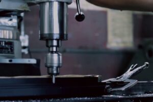 Guerra in Iran, rincari per 7 miliardi. Diodato: “Ennesima stangata, ma le commesse non si fermano”