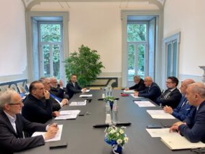 L’impatto della guerra in Iran, l’allarme delle province lombarde: “A rischio la chiusura di molte opere anche PNNR”