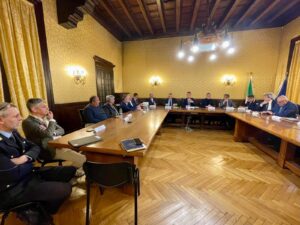 Viabilità sulla Statale Regina, in prefettura il tavolo tecnico con Anas e i sindaci del territorio