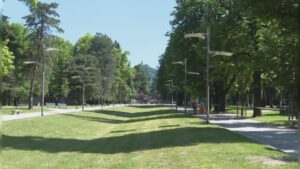 Giardini a Lago di Como, sindaco e assessori annunciano (sui social) la parziale riapertura