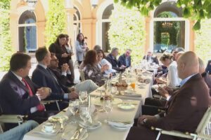 L’assessore Massari sul Lario: “Il turismo di qualità passa dalla redistribuzione dei flussi”