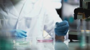 Sospetti casi di ebola, due comaschi in isolamento al Sacco in attesa dei test