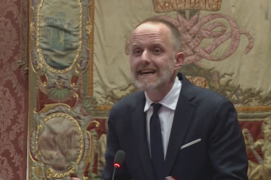 Elezioni Como 2027, il lavoro dei partiti. FdI: “Serve un politico”. Pd: “Guardiamo al campo largo”