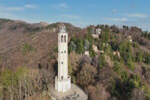 Faro Voltiano, impegno del Governo per la riapertura. Ipotesi commissariamento