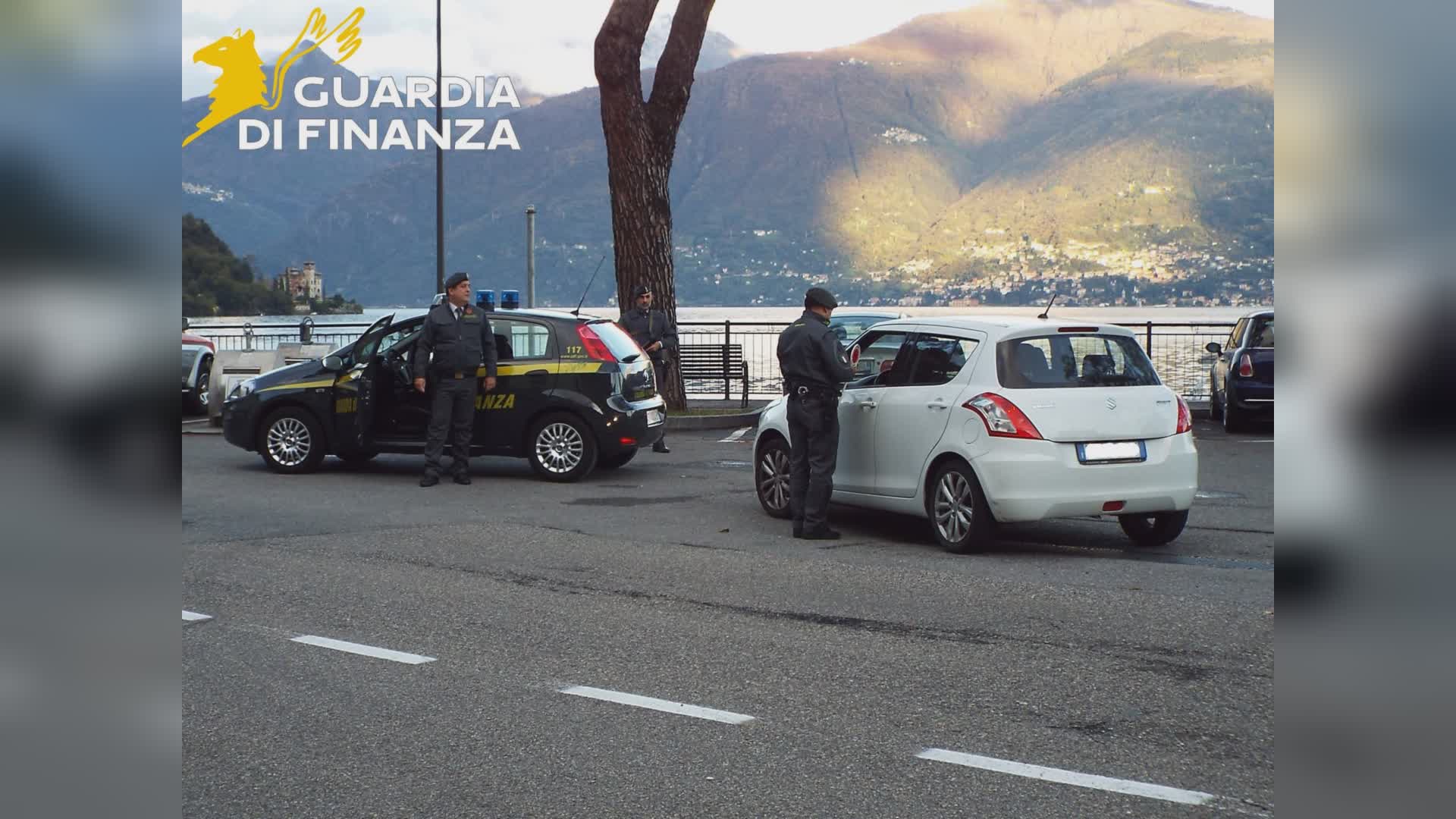 Autista abusivo cinese fermato dai finanzieri sulla Regina. Maxi multa e patente sospesa