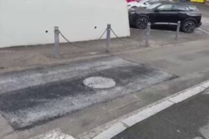 Chiusa la voragine a Vighizzolo, riaperta la strada in centro
