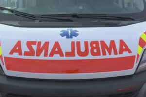 Lomazzo, incidente tra auto e moto. Ferito centauro 32enne
