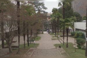 “Germogli di Giustizia, fiori di Libertà”, gli studenti della scuola media Foscolo al Teatro Sociale