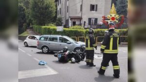 Cermenate, scontro con un’auto, ferito un motociclista di 29 anni