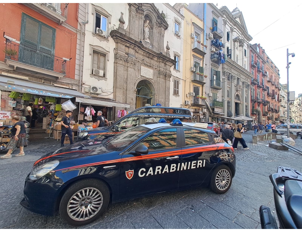12enne accoltellato a Napoli, padre tenta di togliersi la vita