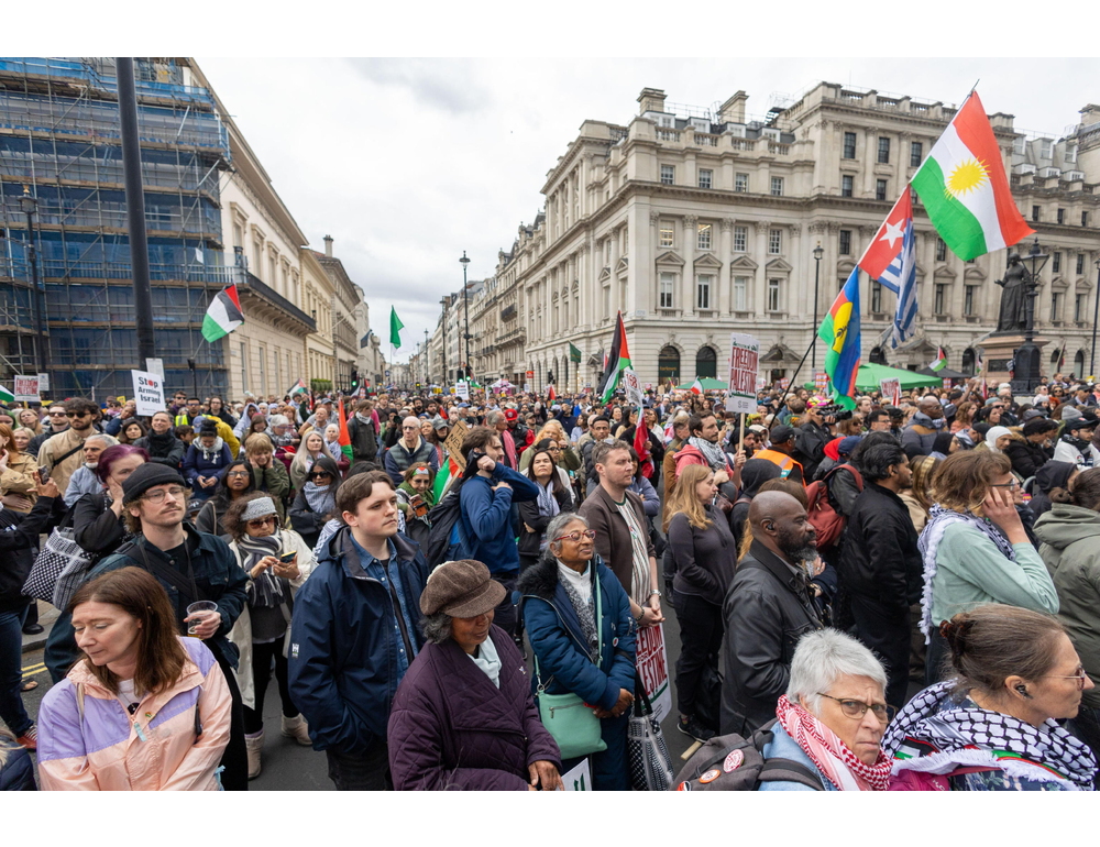 A migliaia a Londra per le manifestazioni di estrema destra e Propal, 31 arresti