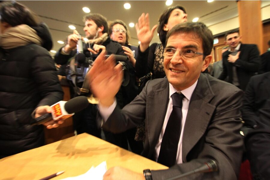 Ex politico può chiedere affidamento in prova
