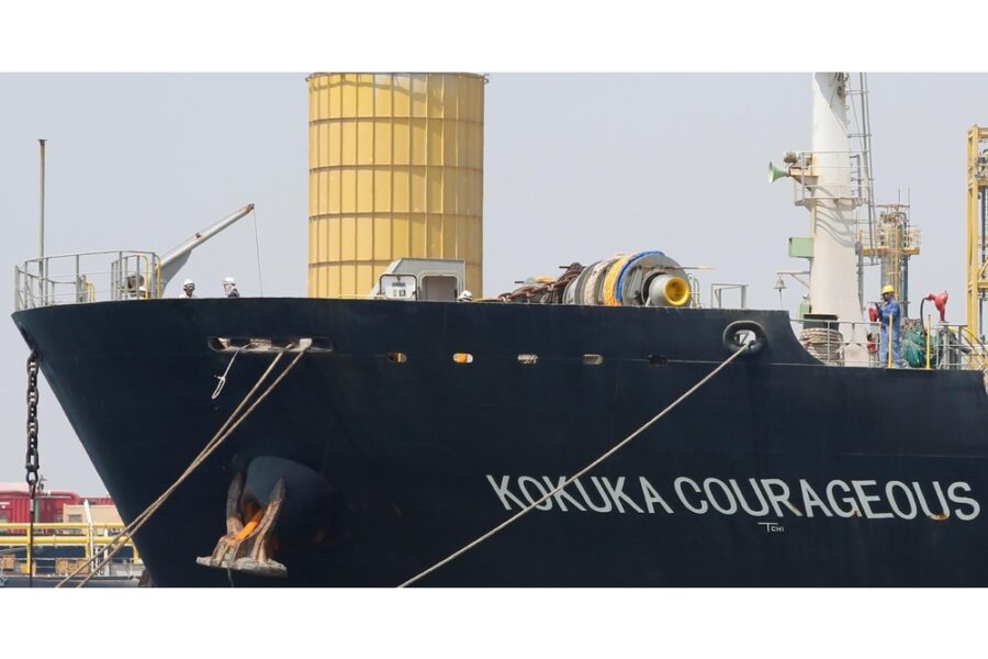 A 60 miglia nautiche da Muscat