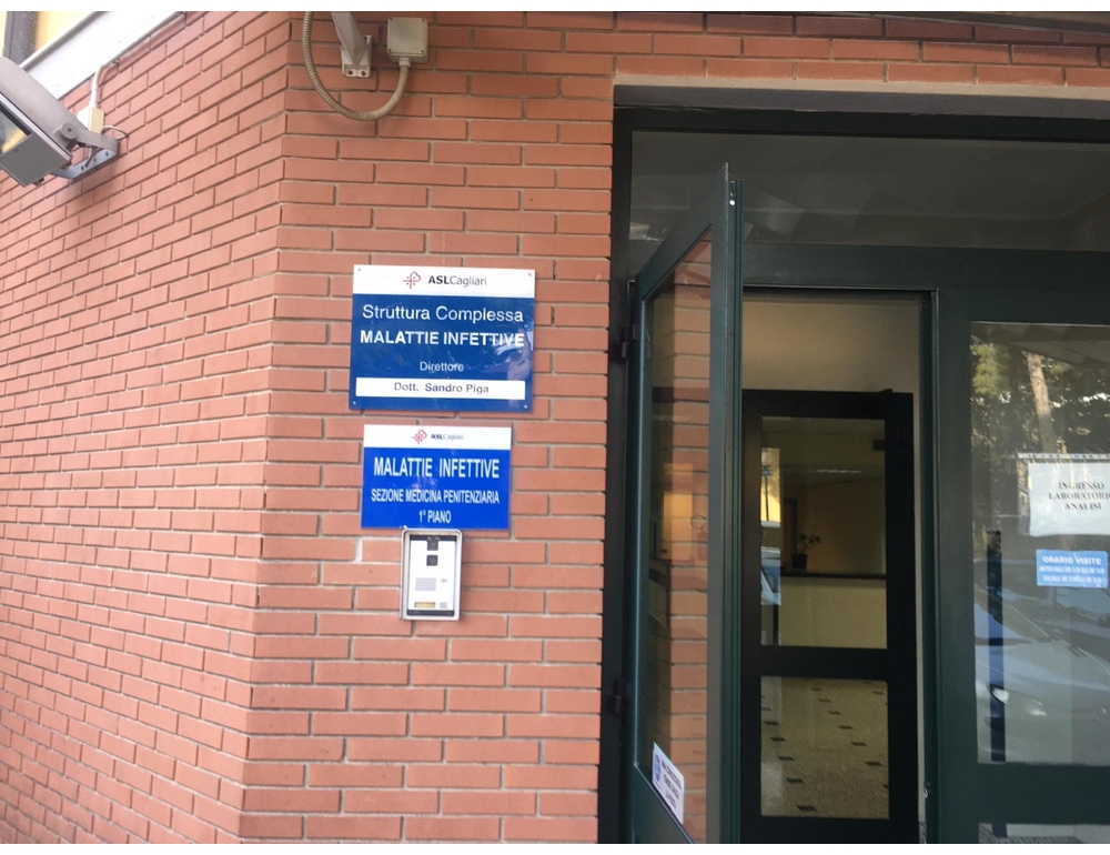 Allarme per un sospetto caso di Ebola a Cagliari, paziente in ospedale