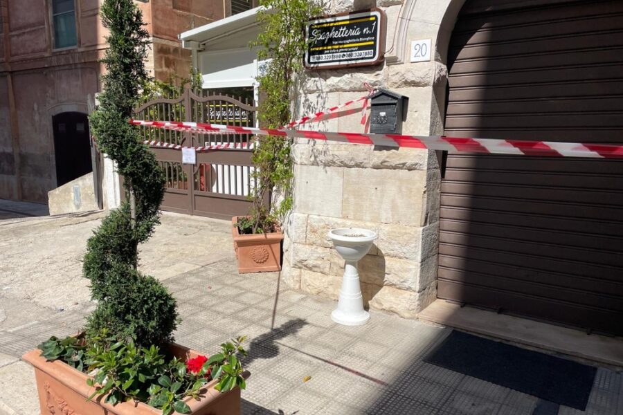 Vero obiettivo dell'agguato il titolare del locale