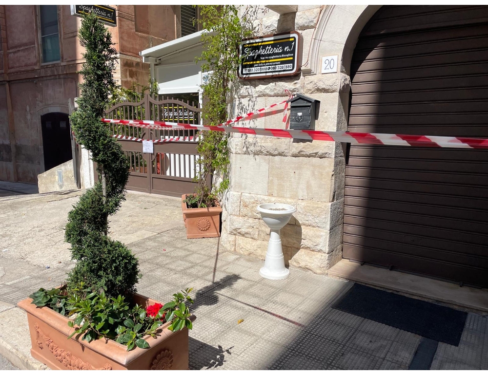 Cameriere ucciso per errore in ristorante, ‘era una persona seria e onesta’