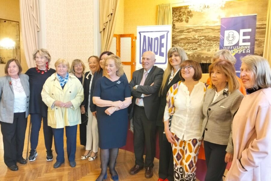 Generale 'noi potenzialmente più grandi ma non riusciamo a farci vedere'