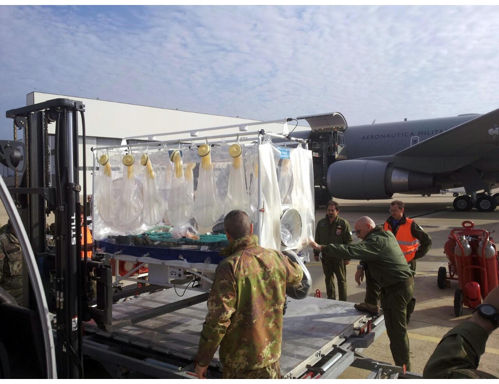 Contatto con malato Ebola, rientra in Italia dal Congo un medico