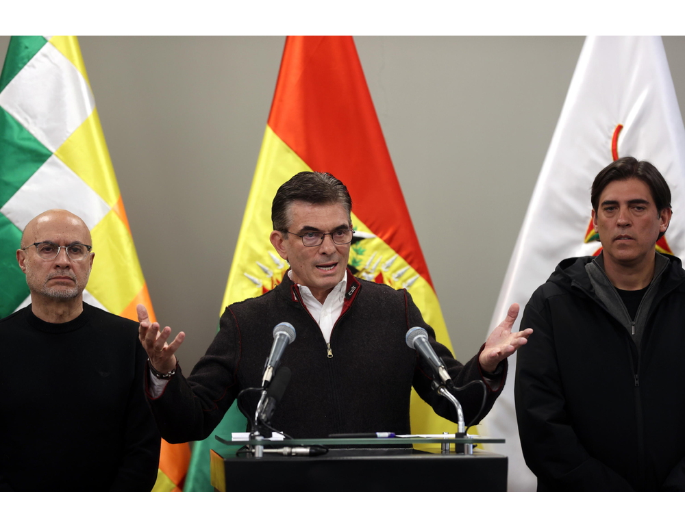 Crisi in Bolivia, Paz annuncia un rimpasto di governo e parla di ‘riconciliazione’