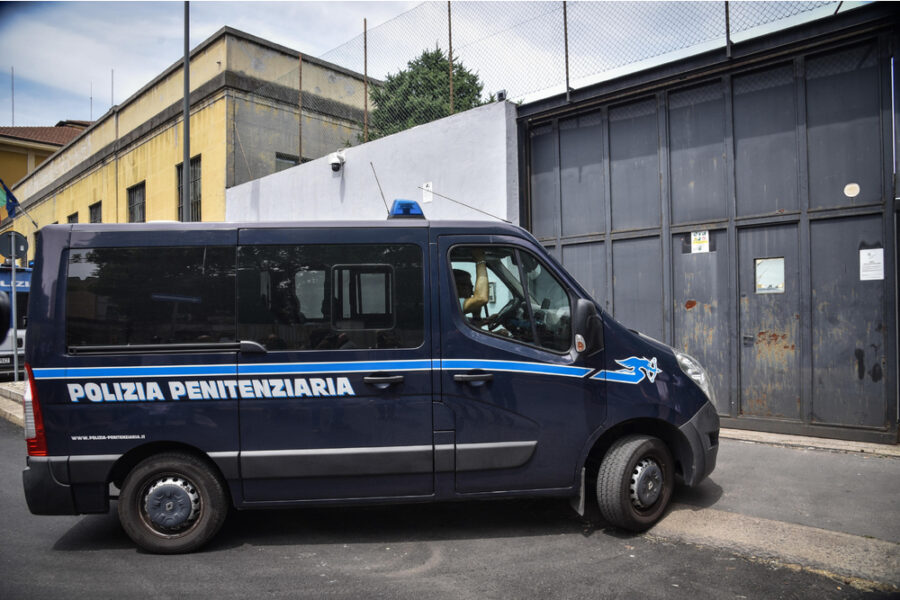 Droni e complici esterni per i traffici nella casa circondariale