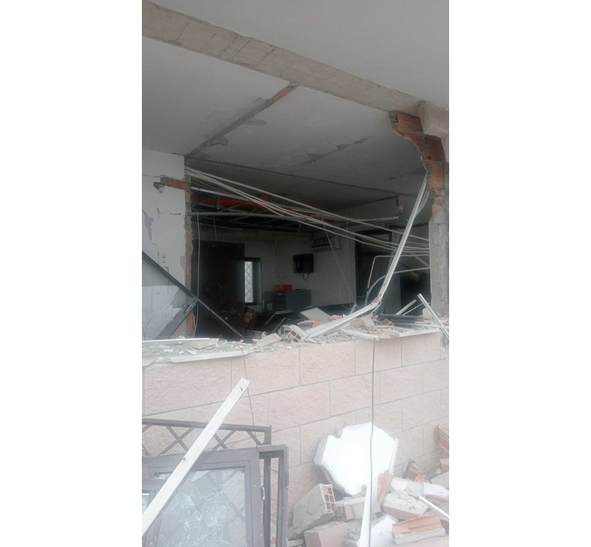 Esplode edificio vicino a casello Autostrada nel Foggiano, contiene casseforti