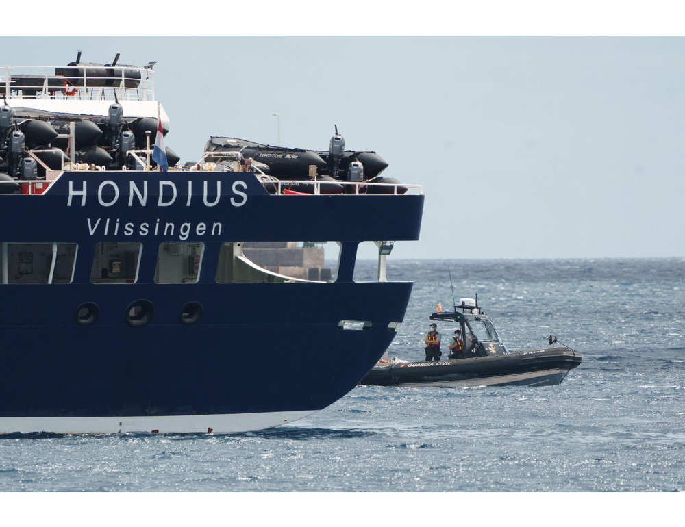 Evacuazione conclusa, la nave Hondius salpata per i Paesi Bassi