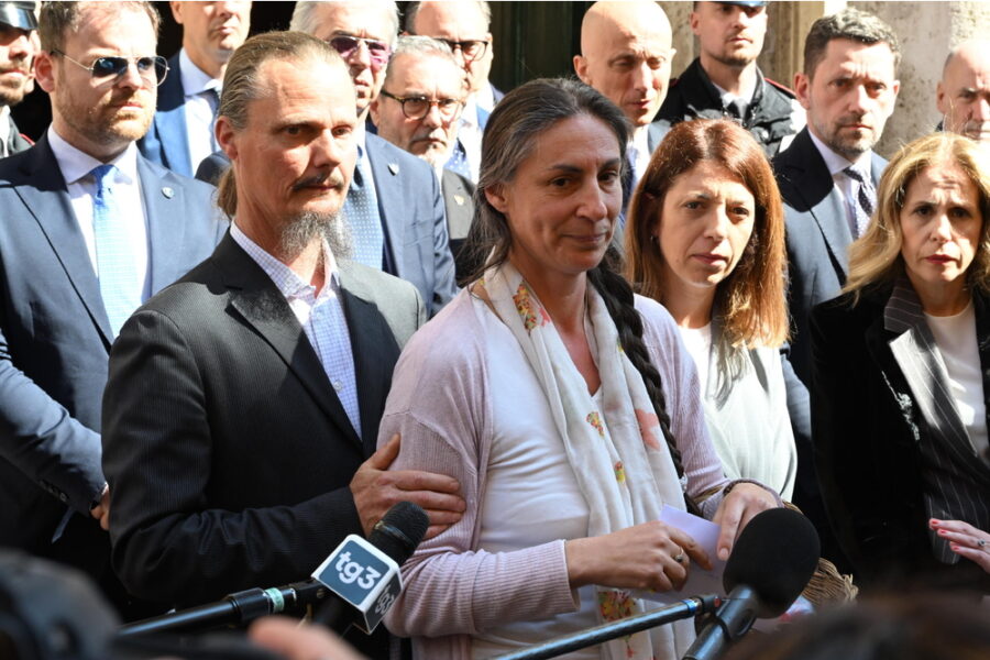 L'avvocato vede la coppia e anche tutrice e curatrice