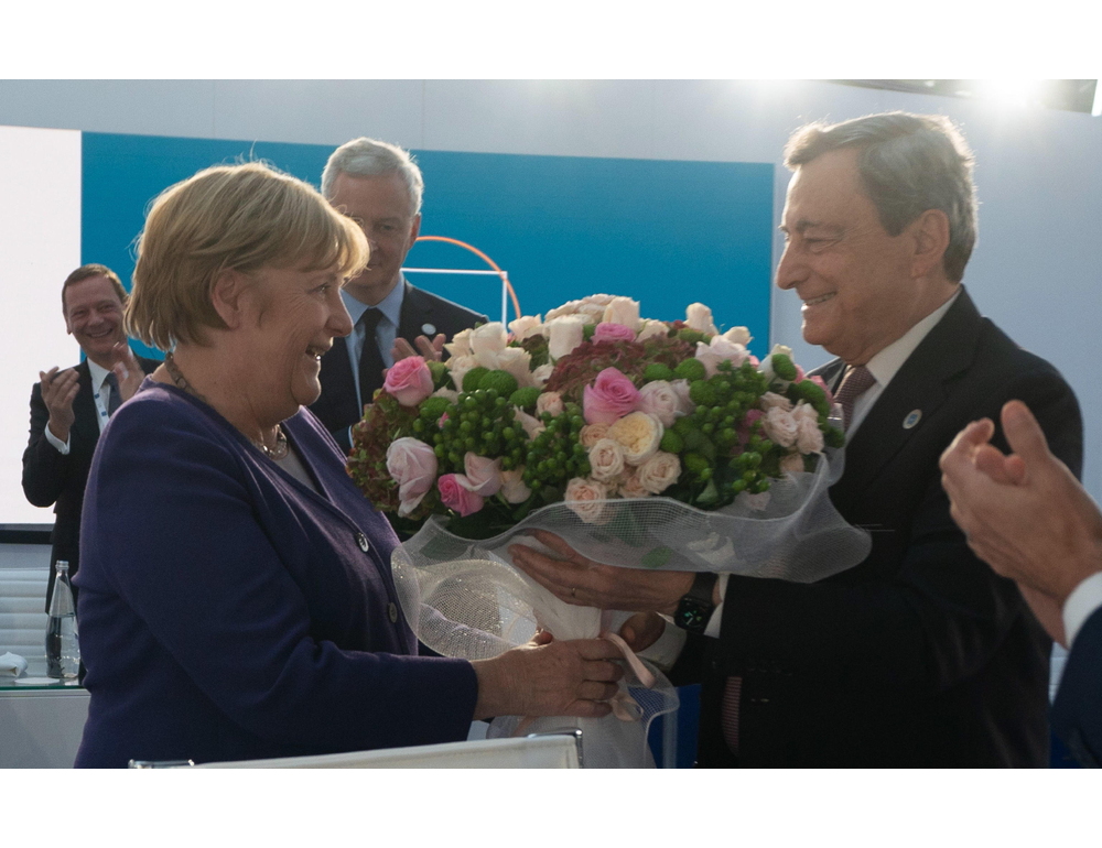 Ft, ‘Ue valuta Draghi o Merkel come intermediari con Putin’