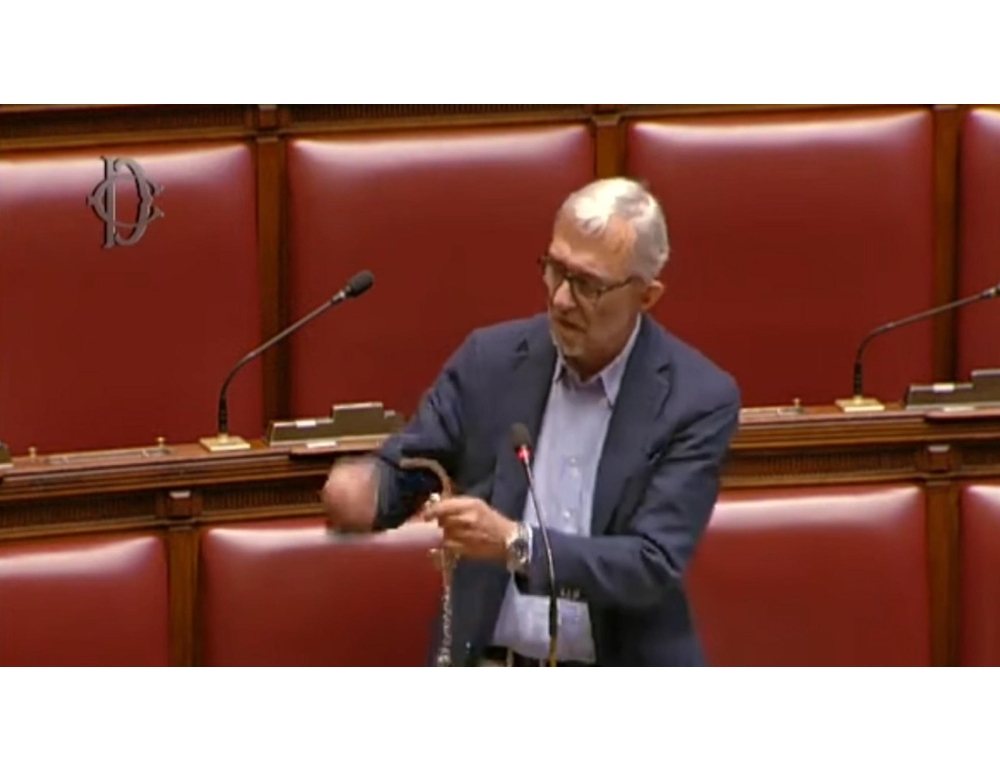 Giachetti interrompe l’occupazione dell’Aula della Camera