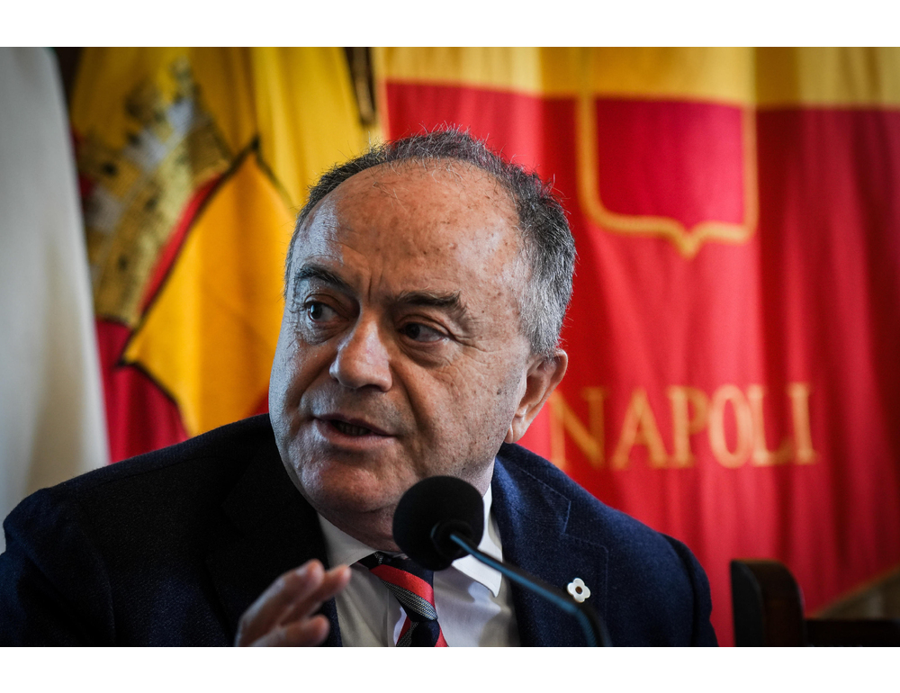 Gratteri, ‘rubati e venduti da poliziotti infedeli dati su calciatori e cantanti’