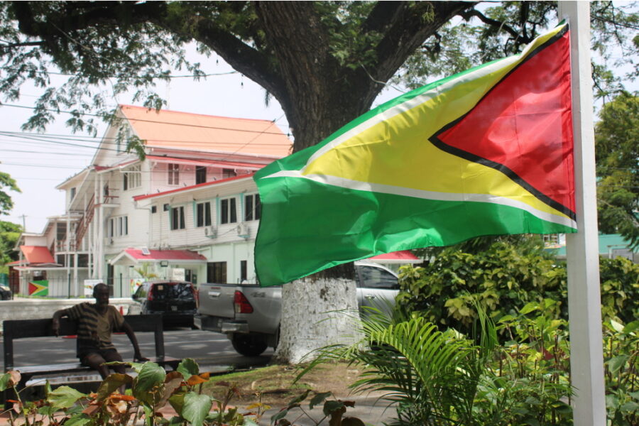 Il capo di Stato rivendica la sovranità sul territorio conteso con Caracas