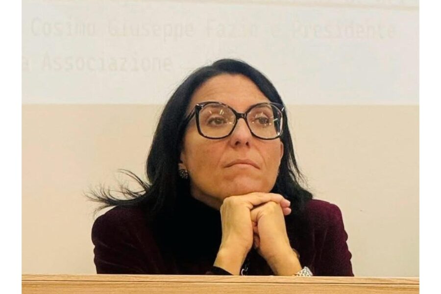 Ordinanza della sindaca. L'uomo si era già isolato autonomamente ed è asintomatico